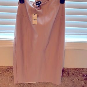 Express leather look mid length skirt. Rose pink/crème color.
